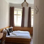 Zum Lamm Гостевой дом